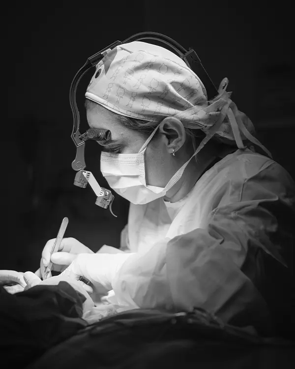 Img-Dra_Yolanda_Parales-Contacto-1