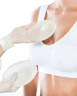 img-mamoplastia-de-aumento-en-bogota-1-LCP